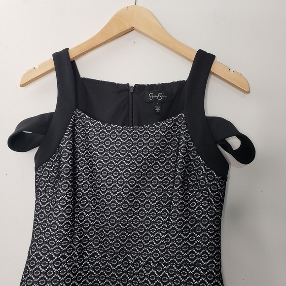 Jessica Simpson Bonded Lace Cold Shoulder Dress 4 - Picture 2 of 9